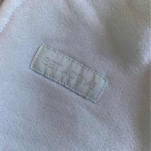 SET Active Ace Sweatshorts- Like new!